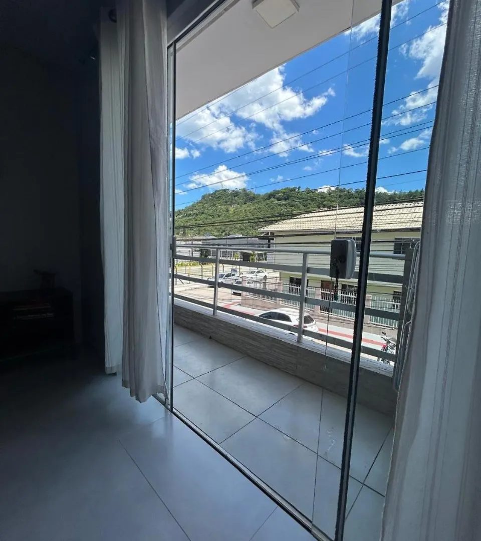 Casa De Temporada Em Balneario Camboriu A 10 Minutos Da Praia