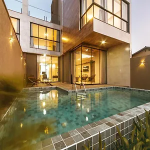 Casa de Férias Casa Requinte, 4 , Piscina Ii, Balneário Camboriú